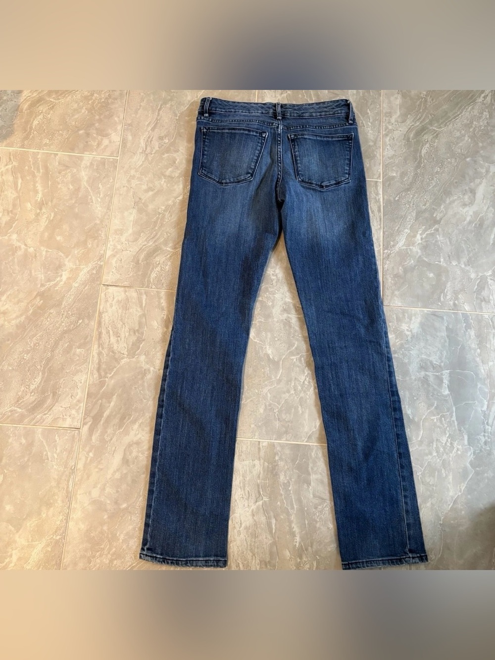 Gap Women’s Premium Straight Fit Jeans Sz 25 Mid Rise Medium Wash Denim Classic - Picture 5 of 10